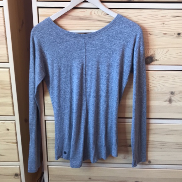 Zella Amara Reversible Ruched Tee Gray Size Small - Picture 8 of 9